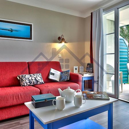 Localise - A06 - Entierement De Plain-Pied Avec Petite Vue Mer - Donnant Sur La Piscine Et Le Jardin - Wifi Inclus - Draps Inclus - Guilvinec Buitenkant foto