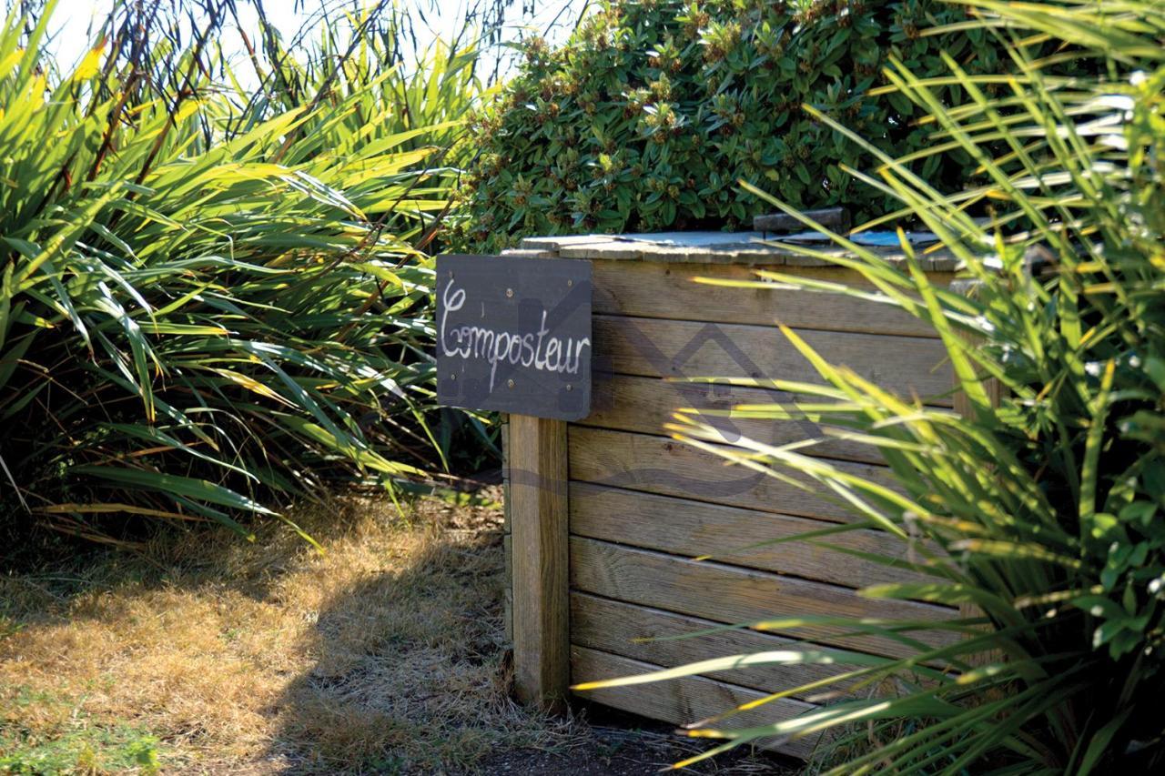 Localise - A06 - Entierement De Plain-Pied Avec Petite Vue Mer - Donnant Sur La Piscine Et Le Jardin - Wifi Inclus - Draps Inclus - Guilvinec Buitenkant foto