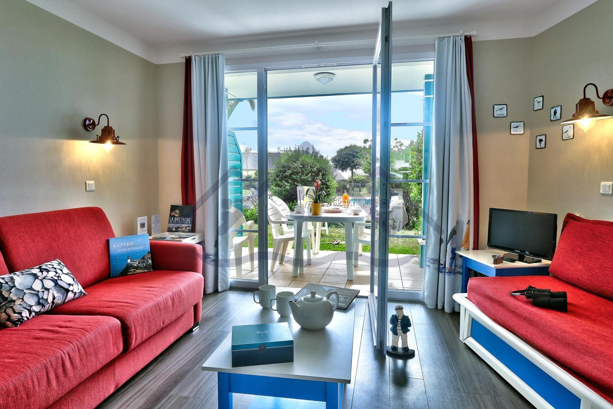 Localise - A06 - Entierement De Plain-Pied Avec Petite Vue Mer - Donnant Sur La Piscine Et Le Jardin - Wifi Inclus - Draps Inclus - Guilvinec Buitenkant foto