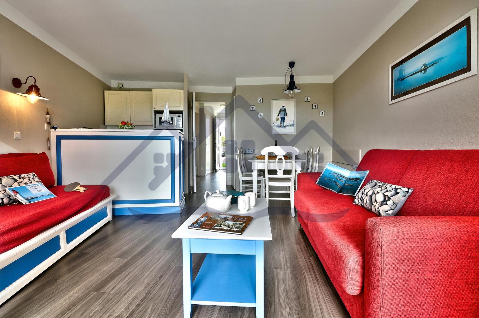 Localise - A06 - Entierement De Plain-Pied Avec Petite Vue Mer - Donnant Sur La Piscine Et Le Jardin - Wifi Inclus - Draps Inclus - Guilvinec Buitenkant foto
